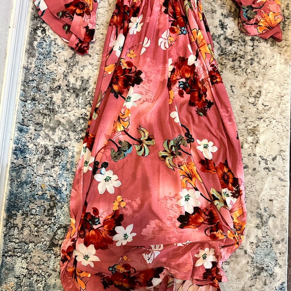 Floral V-Neck Pink Maxi Dress - Picture 5 of 5